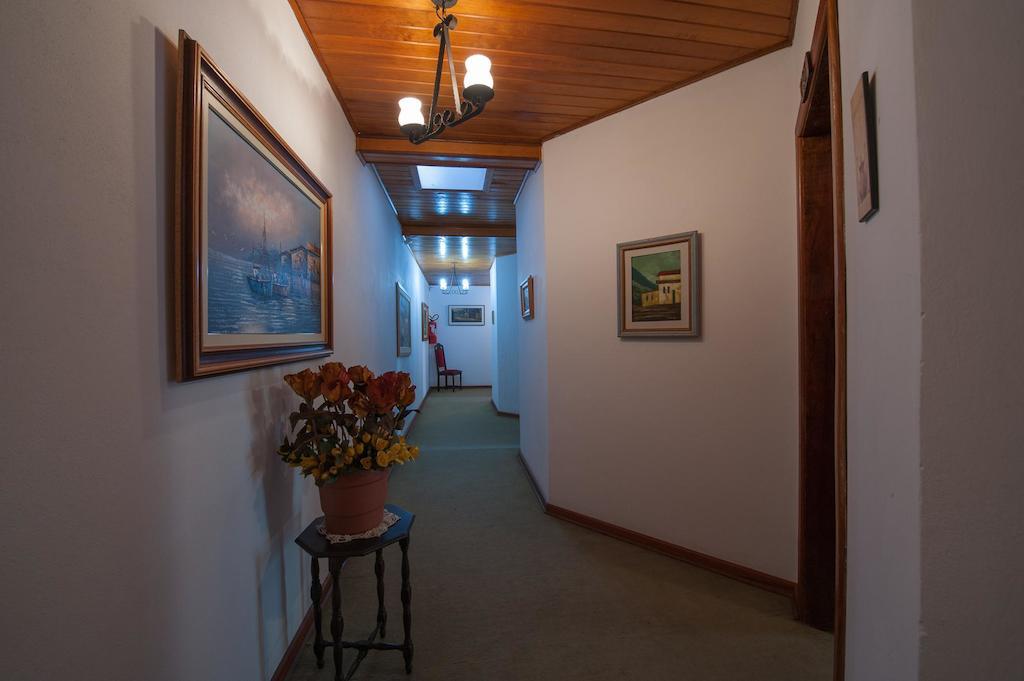 Hotel Vila Regina Campos do Jordão Kültér fotó