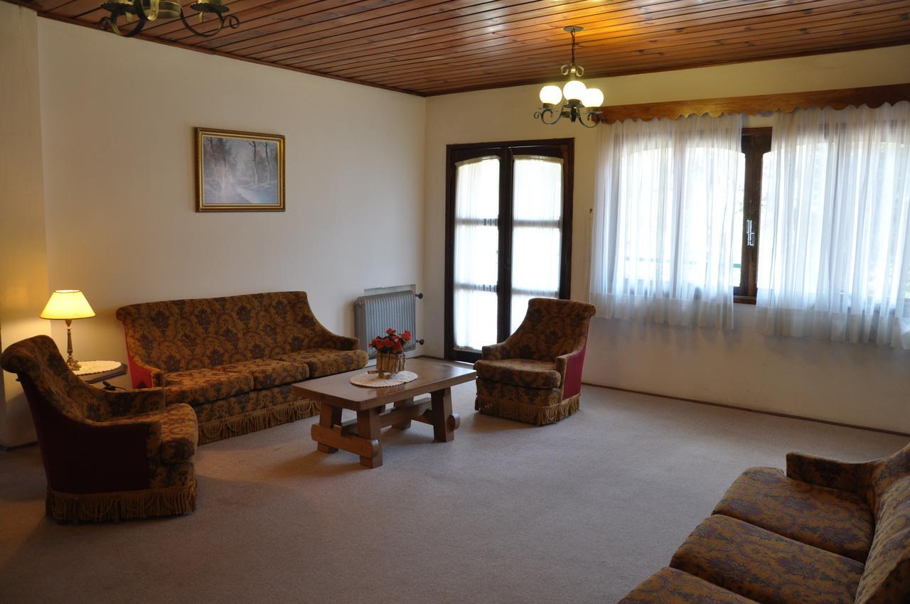 Hotel Vila Regina Campos do Jordão Kültér fotó